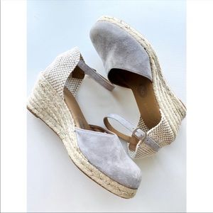 Gray suede espadrilles